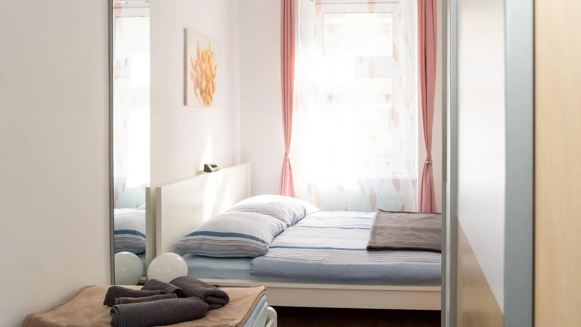 Home Sweet Home Vienna Apartment